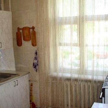 Сдам 3-х ком. квартиру в р-не 5-й школы в Обухове.