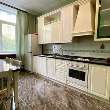 Інститутська вул., 19-А