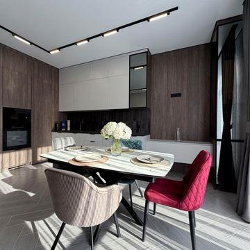 Продаж чудового таунхауса з дизайнерським ремонтом