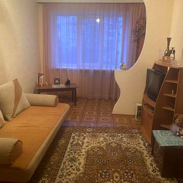 Продам 1 кім 4/9 пов 36 м2 Попова.