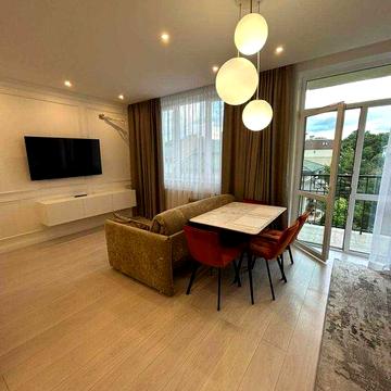 Оренда квартири біля парку вул.Карпинця