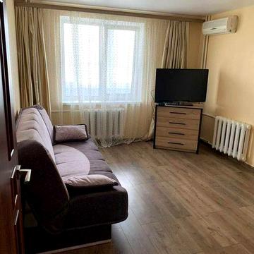 Сдаётся 1-комнатная квартира пр. Богдана Хмельницкого\12 квартал\Терра