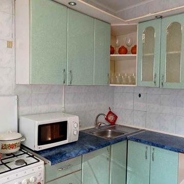 Довготривала оренда 2к квартири на вул. Садова