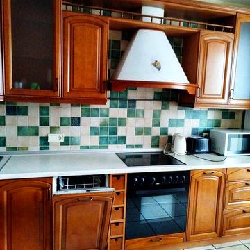 Сдается 3х комнатная квартира ст.метро Вокзальная