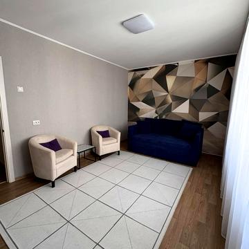 Михайла Гришка вул., 8