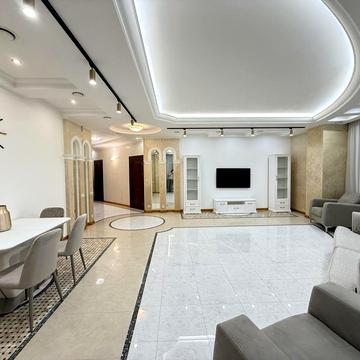 Старонаводницька вул., 13