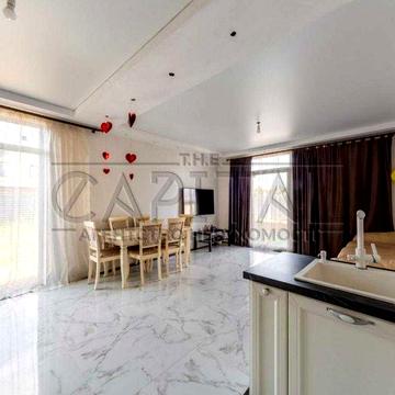 Продаж будинку,Гнідин, з ремонтом