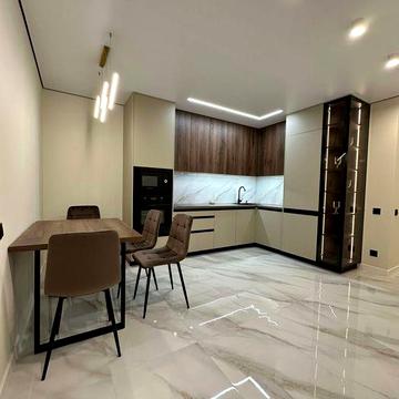 Новинка, сучасна квартира 2 кім+кухня-студія Жк Київський