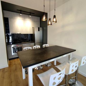 Стрийська вул., 108