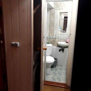 Продам 2-х комн. гостинку, Одесская, 1/5, комнаты. 15500