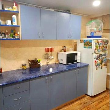 Продається частина будинку , Критий ринок