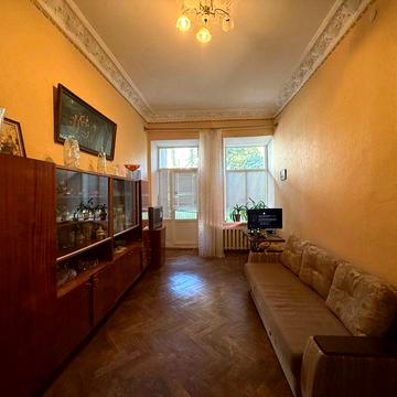 Продам двокаімну квартиру в центрі Пушкінська вул.