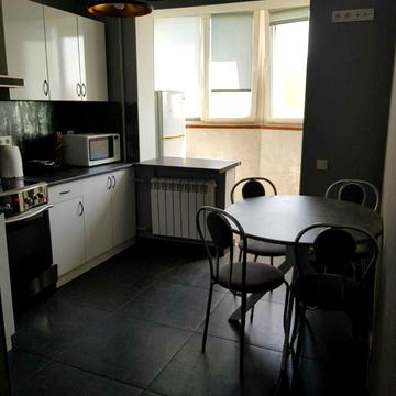 Сергія Шелухіна вул. (Олександра Невського), 57