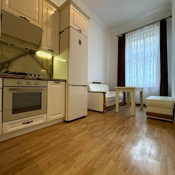 Оренда 2 к квартири Ближній центр