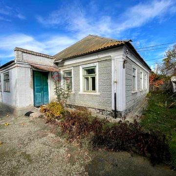 Продам цегляний будинок у тихому районі (зупинка Південна)