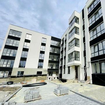 Продам 2-х кімнатну квартиру в с. Солонка ЖК Карпатбуд