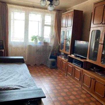 Продам 3кімнатну квартиру біля метро.