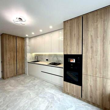 Продається 2кім здана новобудова з свіжим ремонтом