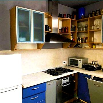 Продаж 3-кімнатну квартиру Центр Дмитра Яворницького театр опери AK