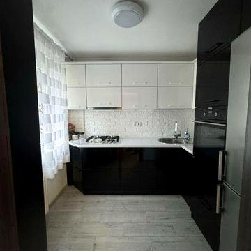 Продаж 3-кімнатної з меблями та ремонтом м. Калуш