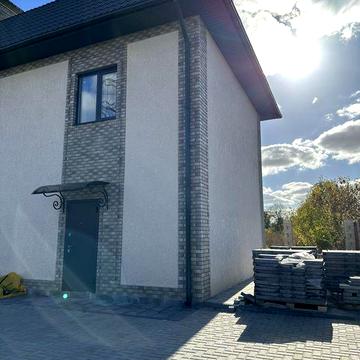 Прадам таунхаус в паркі Перемоги (ГорСад)