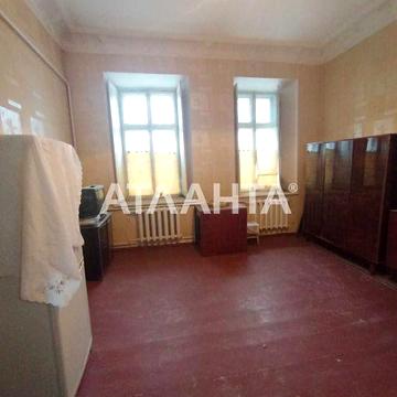 Кімната 24 м² з одним сусідом у міцному будинку на вулиці Приморській