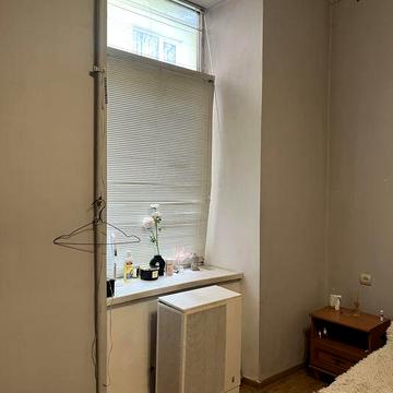 Продам 3 кімнатну квартиру в центрі Чернівців(з балконом)