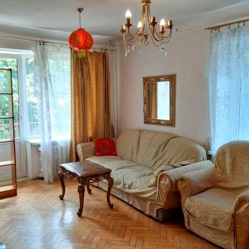 Сдается,МетроЛыбедска 10 мин.ходу.б-р.Дружбы Народов 8. 1-ая квартира.