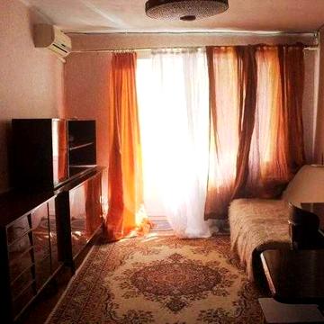 2-х комнатная квартира на ул. Армейской 44 метра