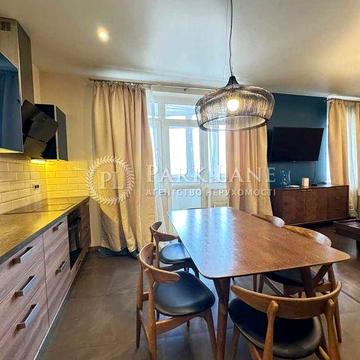 Шевченківський Центр Солдатська Слобідка, новий будинок 3к з ремонтом