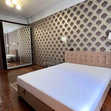 Продаж 4к квартири, Центр, Держпром, Сталінка