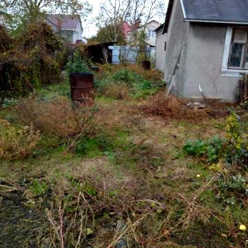 Продаєтся  в курортній зоні ділянка з будинком і комунікаціям