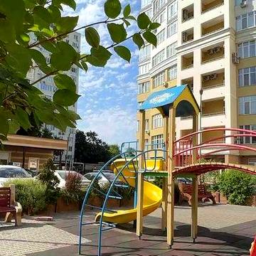 Продажа трехкомнатной квартиры в Аркадия Хилс