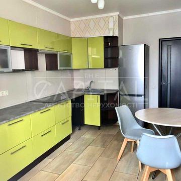 Продаж 2-кімнатна квартира в ЖК «4 Сезони»  в. М.Максимовича, 3-Г. ЖК 4 сезони