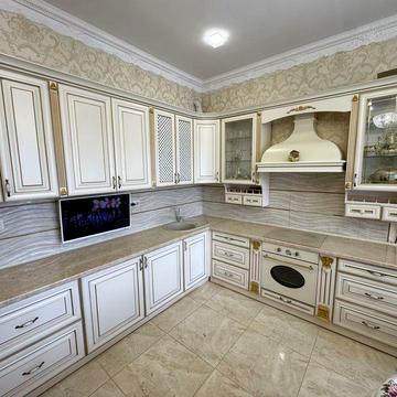 Будинок  з ремонтом + 7,5 соток ФАСАД траси 17кВт бізнес потенціал