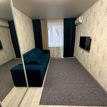 Оренда 2-кімнатної квартири в тихому центрі від власника