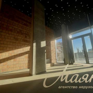 Ґарета Джонса вул. (Сімї Хохлових), 8