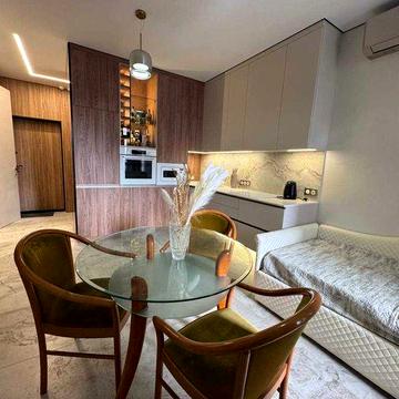 У продажу простора однокімнатна квартира в Аркадії, ЖК Еллада