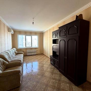 Продаж Чарівна 24, Чешка, зуп. 8 лікарня, поряд 17 квартал і Терра.