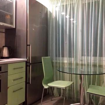 Сдам просторную 2к квартиру Янгеля 8 верх Кирова Свет есть почти всегд