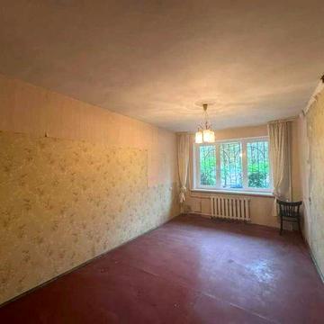 Продам 3-ком. квартиру ж/м Красный Камень