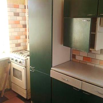 Здається 1 кімнатна, напроти Вени ( Рокосовського)