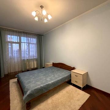 Оренда просторої 3-кімнатної квартири в Новобудові на пр. Чорновола 67