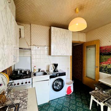 1к квартира біля метро