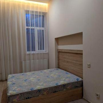 Здається в оренду 2 кім кв. в центрі по вул.Лазнева .Ціна 550 дол