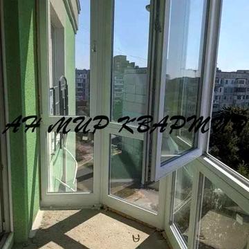 3-х кімнатна, дворівнева на Садах-2