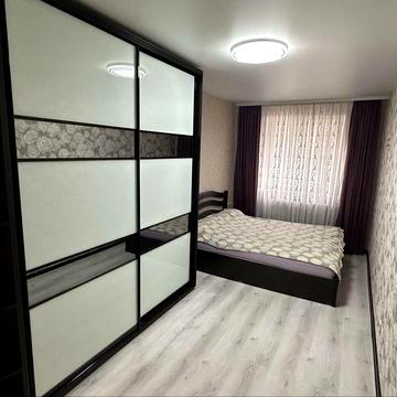 2-кімнатна квартира, район ТЦ «Клас» на пр-ті Тракторобудівників