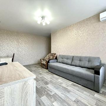 Академіка Павлова вул., 132