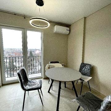 Оренда 1-кімнатної в центрі міста.Перша здача!