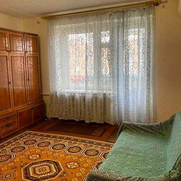 Продам 1-кімнатну квартиру м. Гадяч на Черемушках